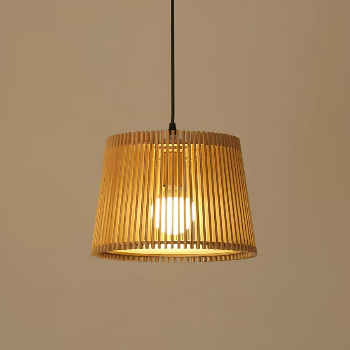 Zora Suspension