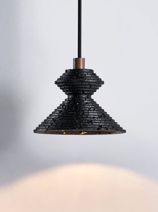Elia Suspension Travertin Noir Texturé en Couches