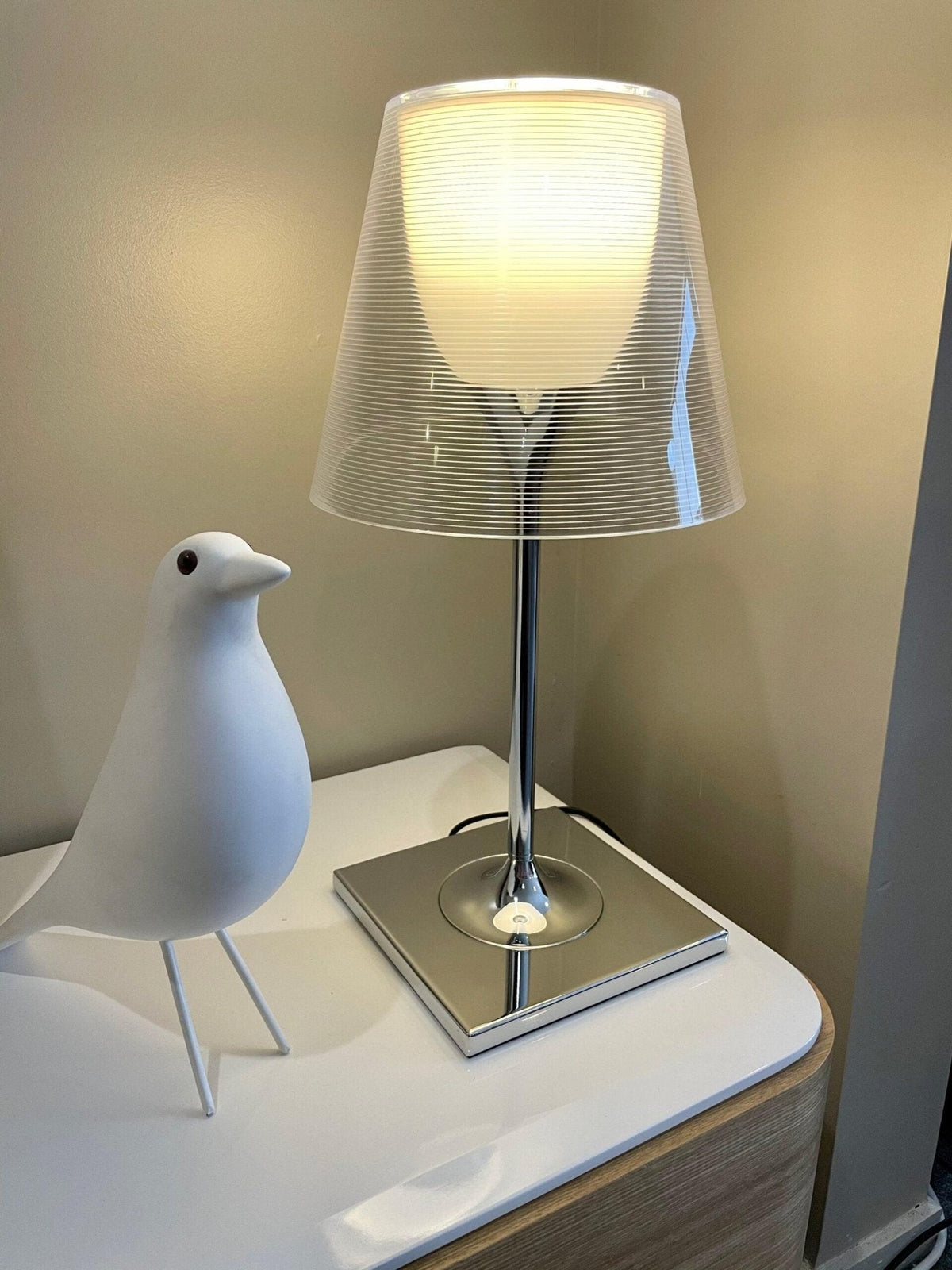 Bravon Lampe de Table en Plastique