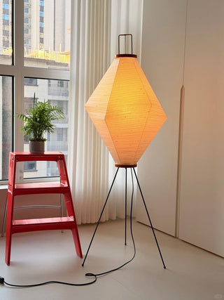 Cirelaine Lampadaire
