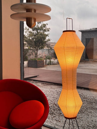 Hourglass Lampadaire