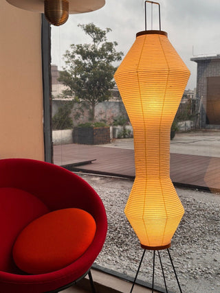 Hourglass Lampadaire