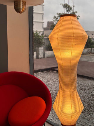 Hourglass Lampadaire