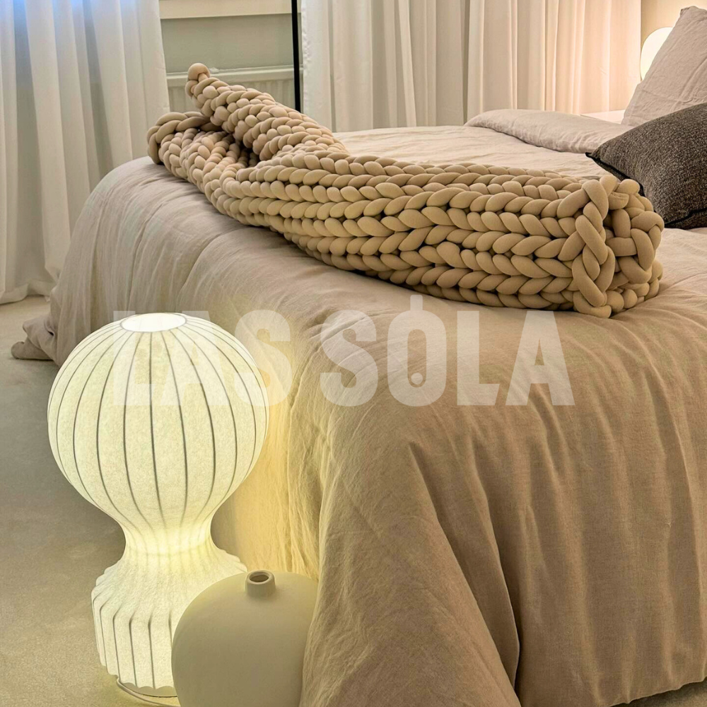 Ritta Lampe de Table Simple, Métal/Soie, Blanc, Chambre à Coucher