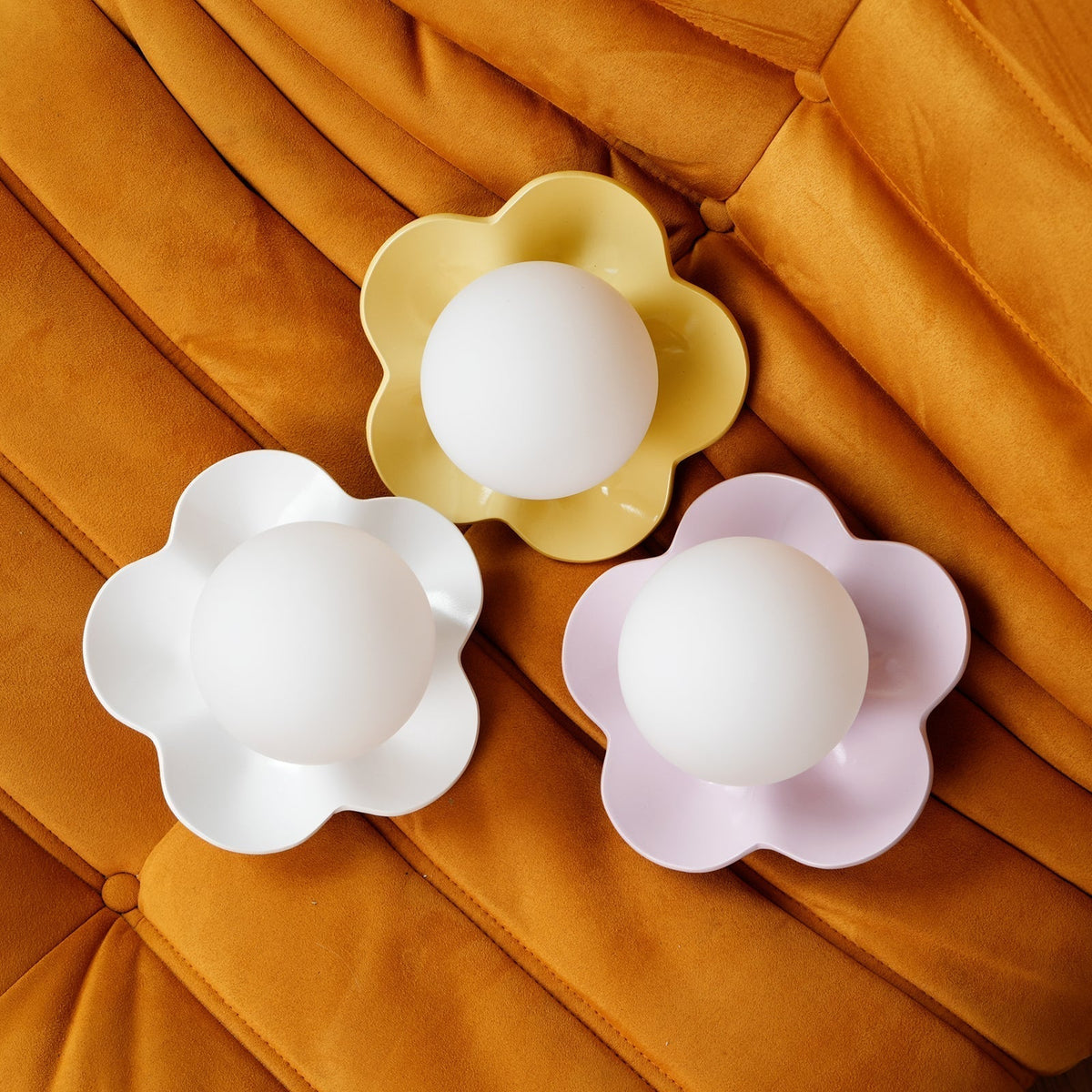 Petalia Wall Lamp-Neutral Decor