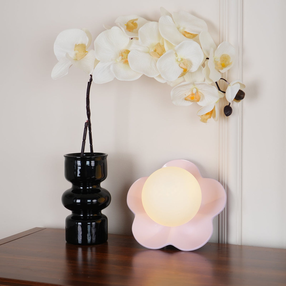 Petalia Wall Lamp-Neutral Decor