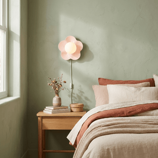 La fleur Plug-in Wall Lamp-Neutral Decor