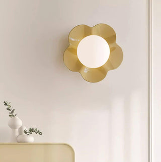 La fleur Plug-in Wall Lamp-Neutral Decor
