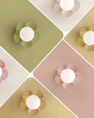 La fleur Plug-in Wall Lamp-Neutral Decor