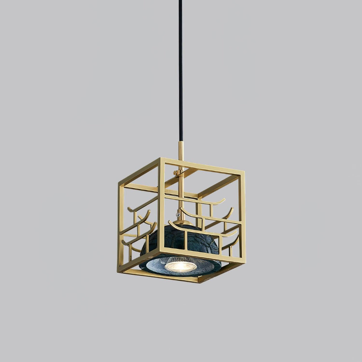 Cubo Suspension en Laiton Moderne
