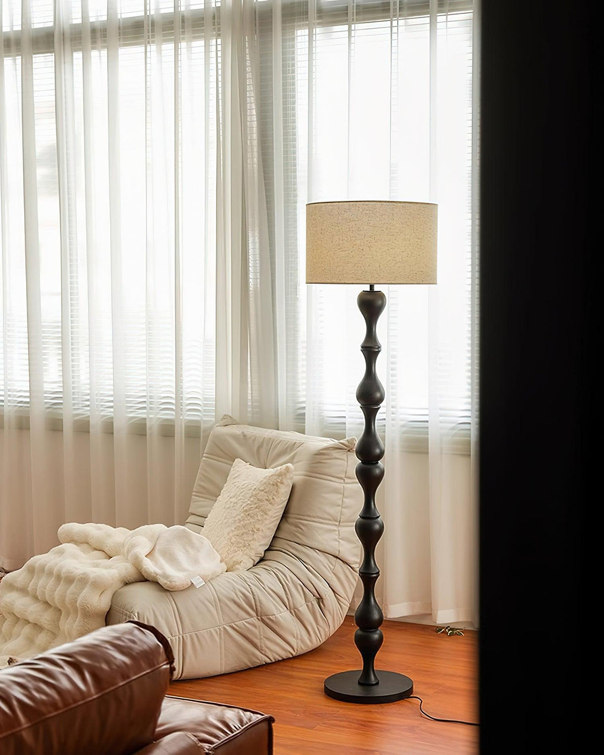 Turner Lampadaire