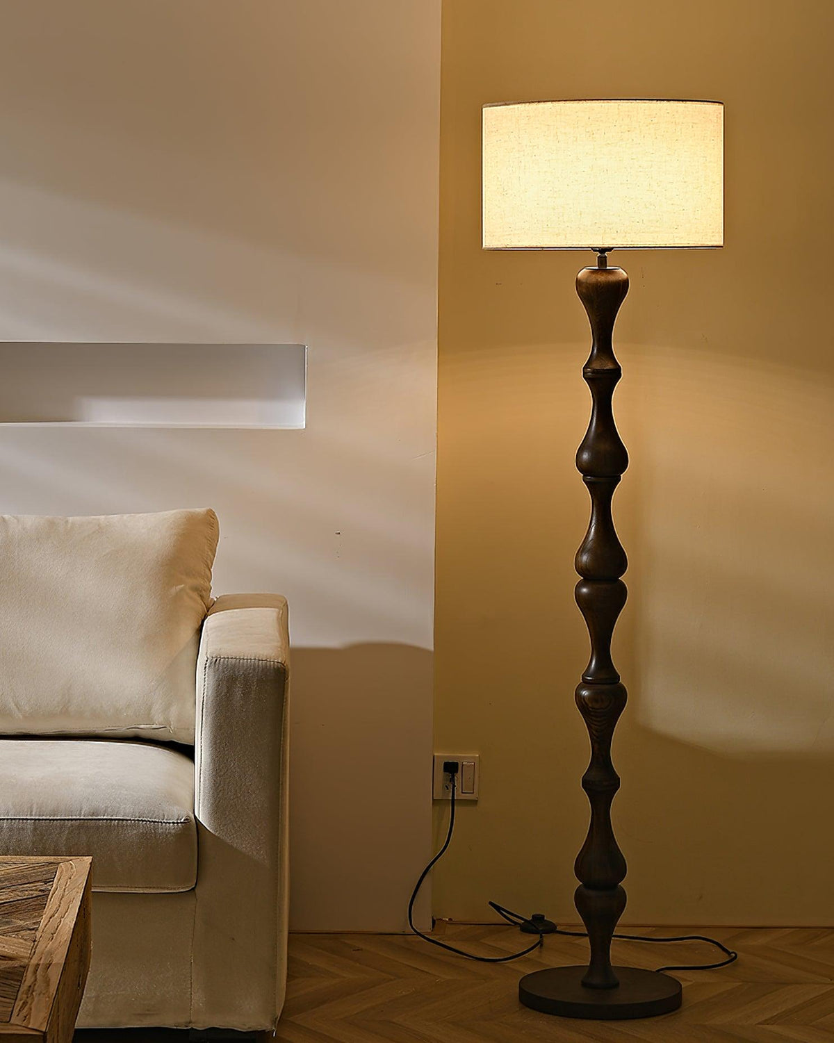 Turner Lampadaire