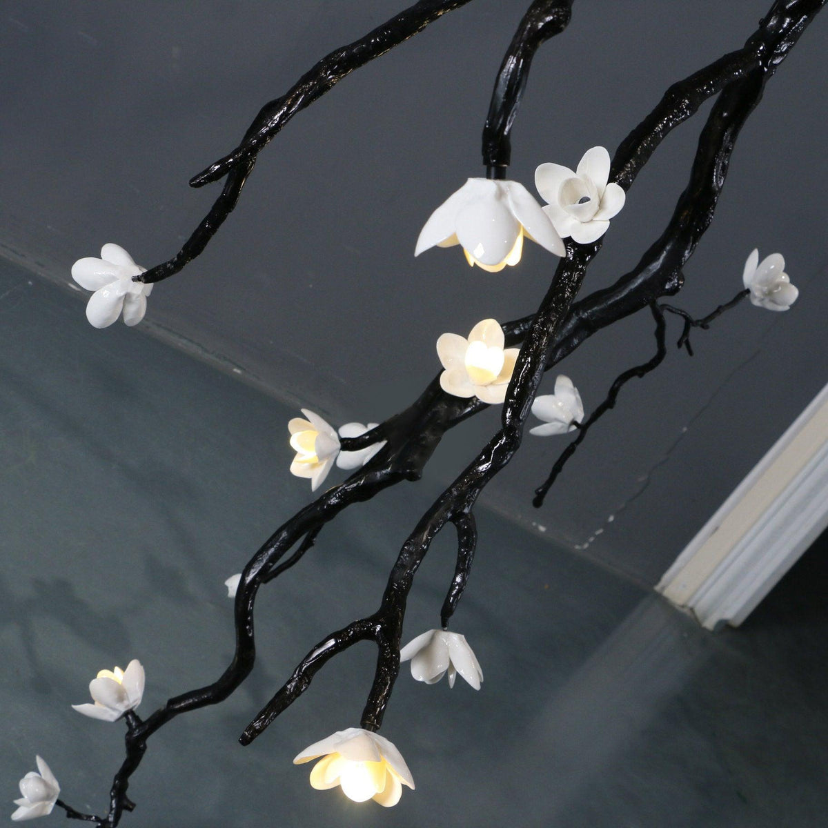 Claroria Lustre Noir Branche Fleur