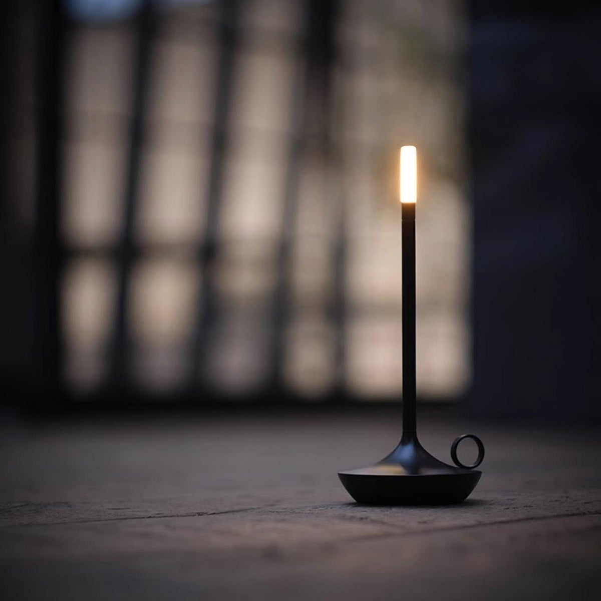 Latin Lampe de Table