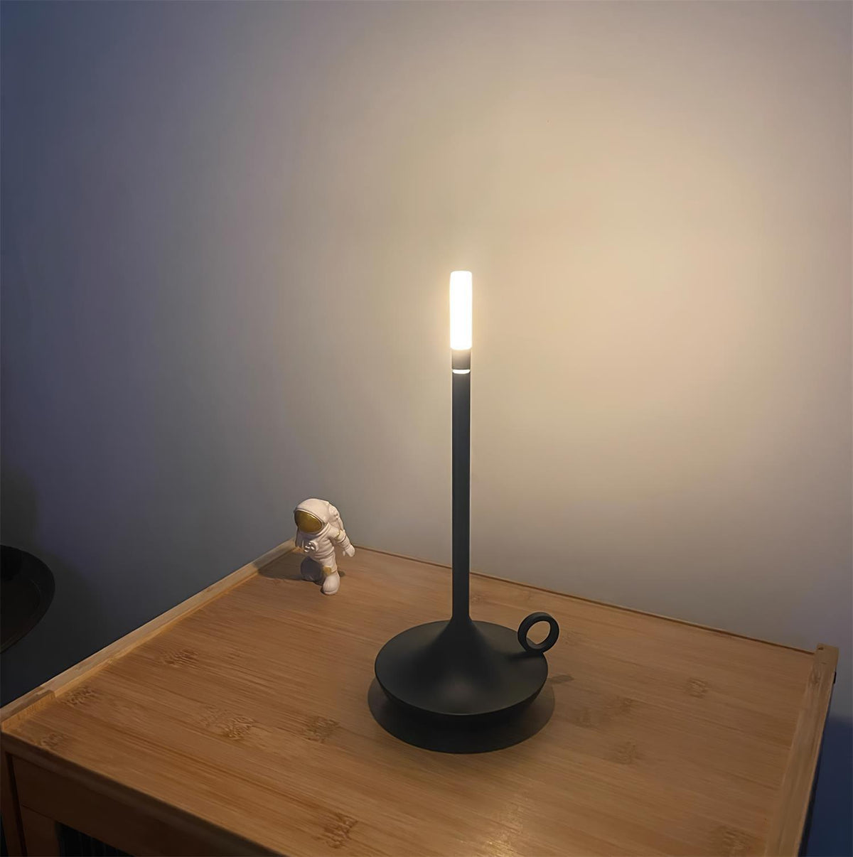 Latin Lampe de Table
