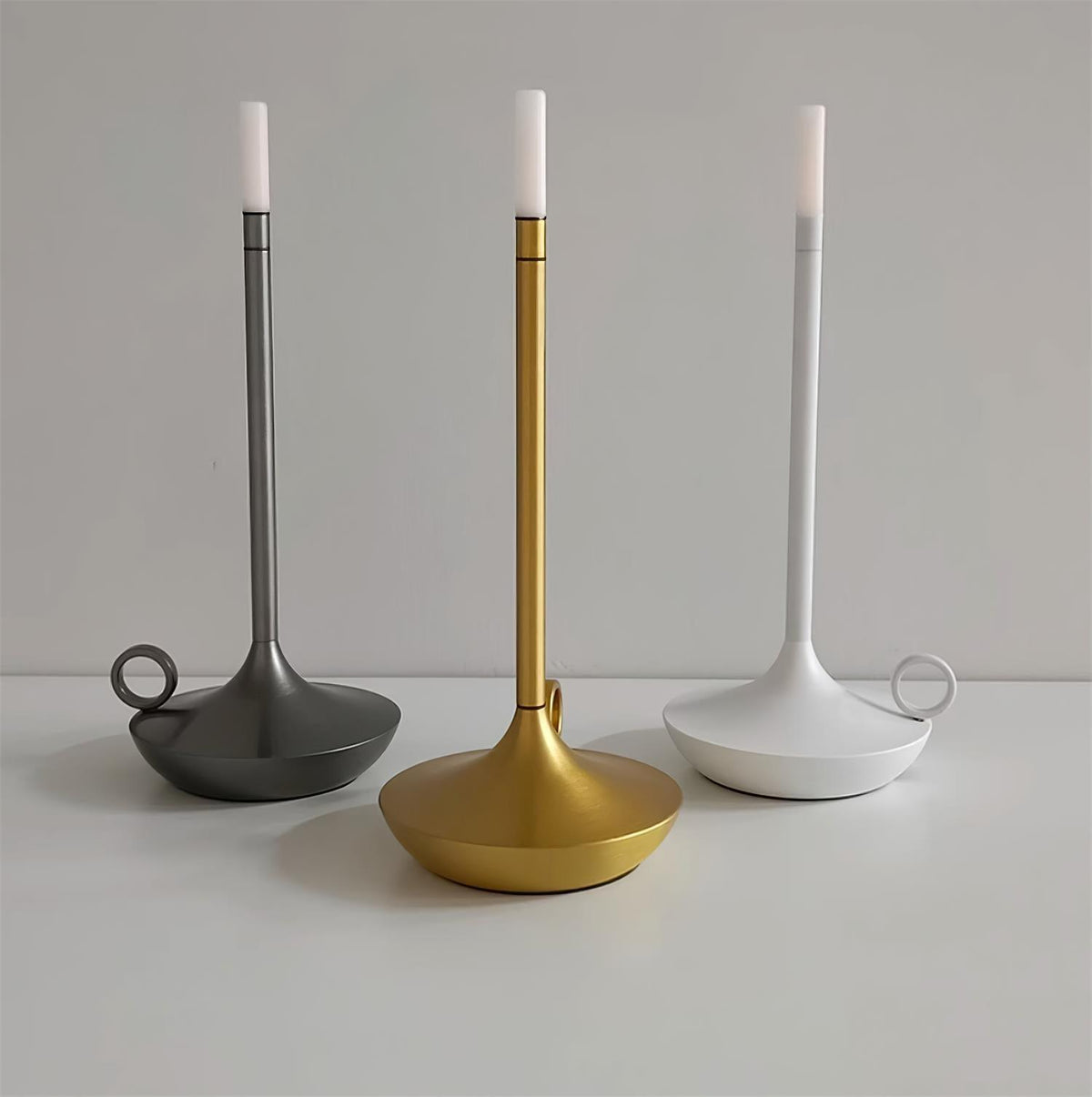 Latin Lampe de Table