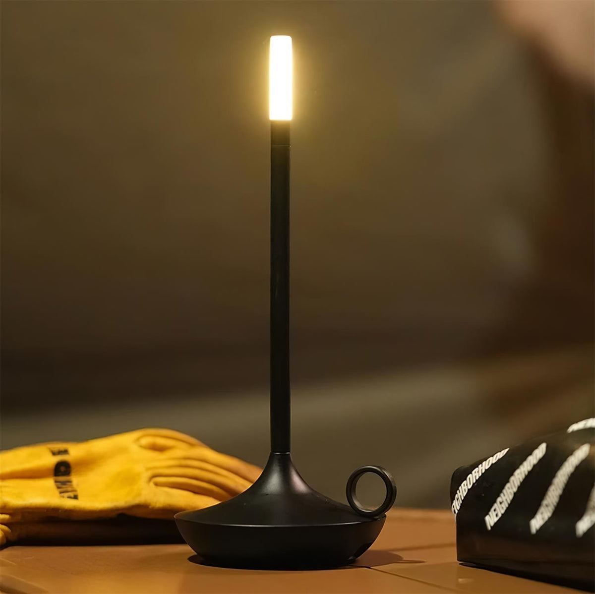 Latin Lampe de Table