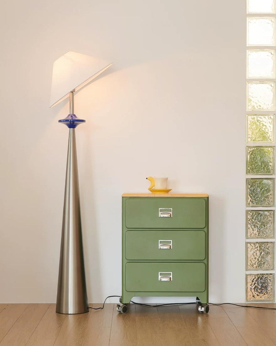 Teriirina Lampadaire