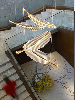 Lustra Lustre Leaf Acrylic Gold Elegant Modern