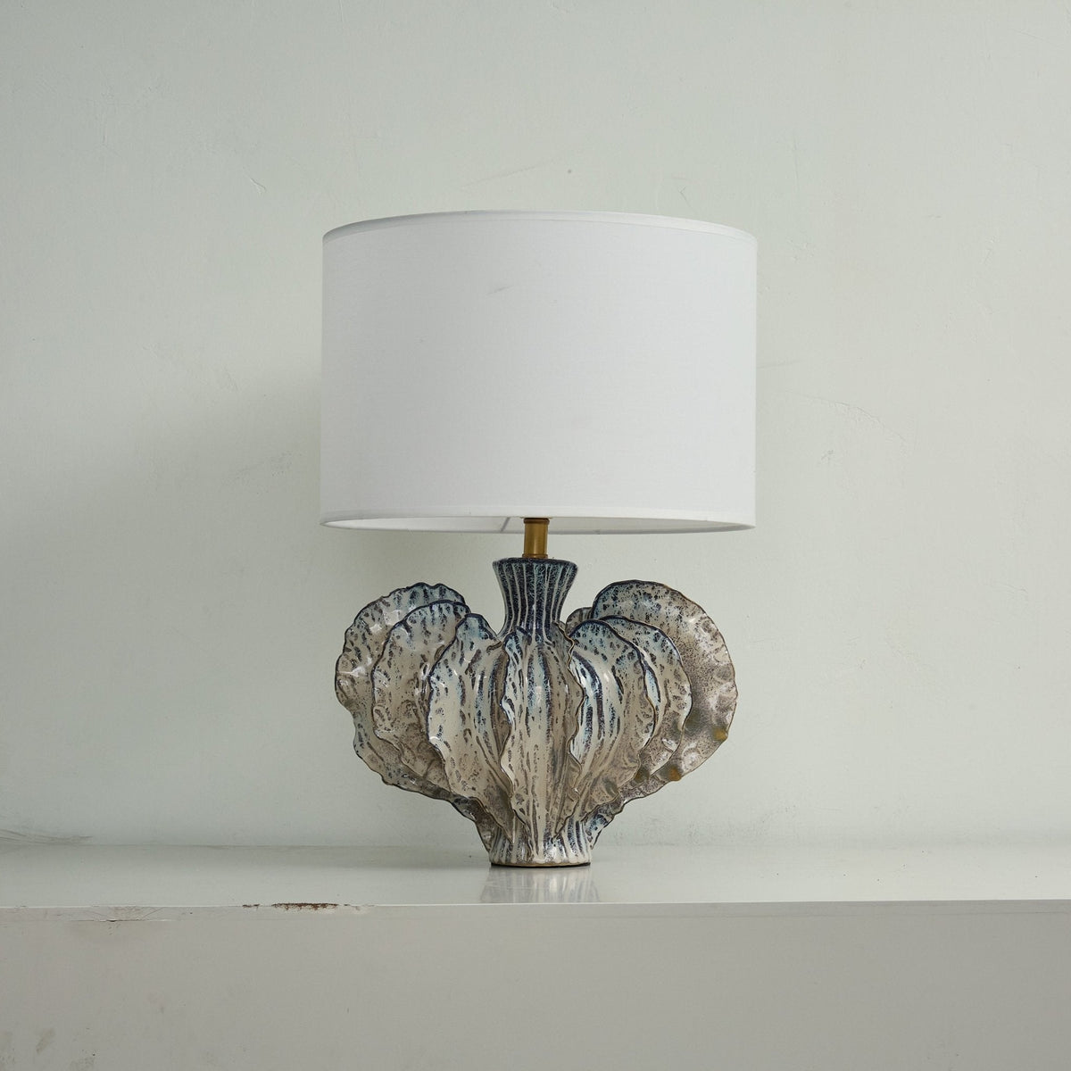 Leaf Shaped Ceramic Table Lamp-Neutral Decor
