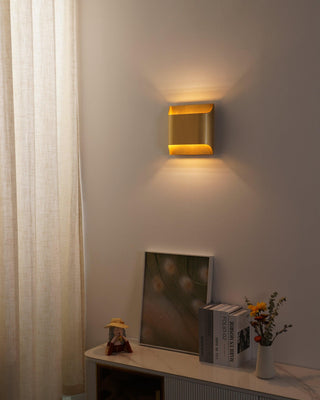 Hardy Applique Murale d'Art Nordic en Laiton-Luire