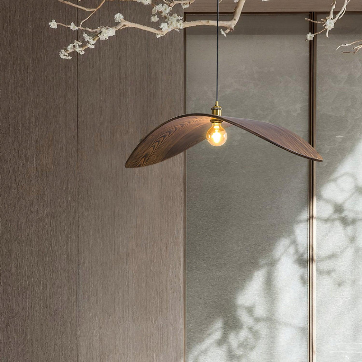 Caleia Suspension