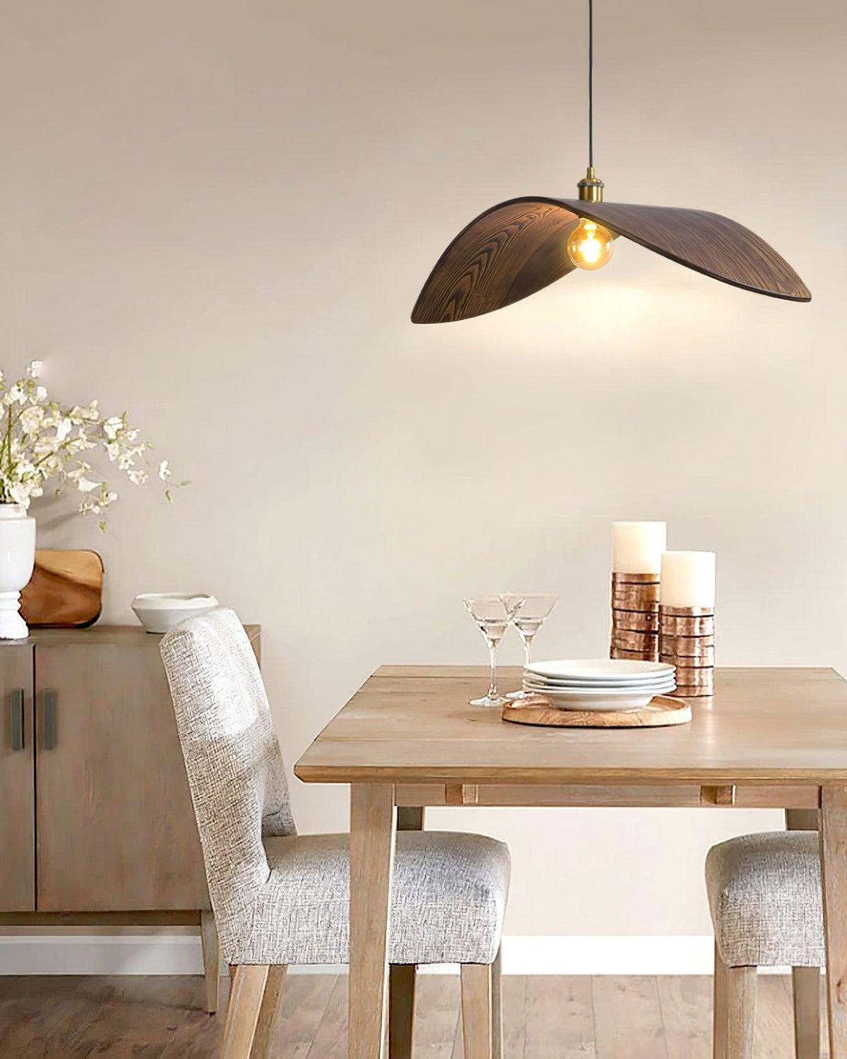 Caleia Suspension
