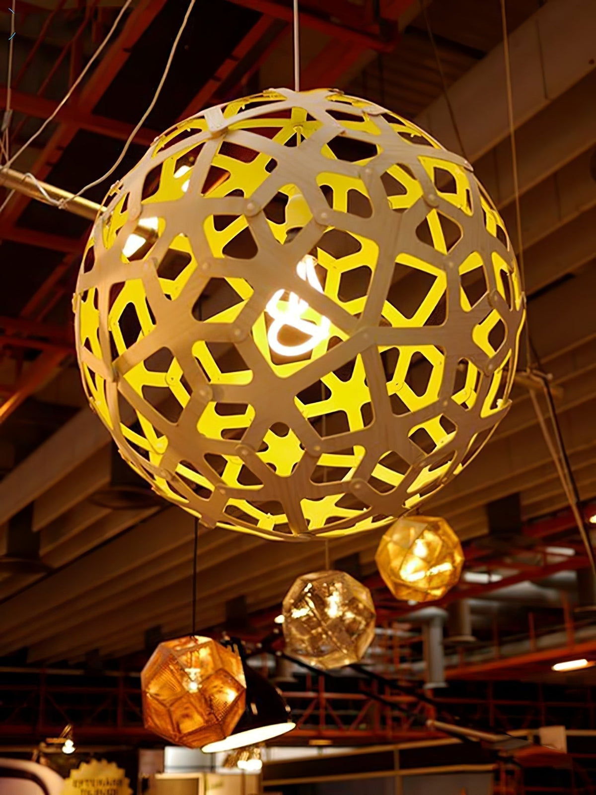 Kirora Suspension Géométrique en Bois Tressé