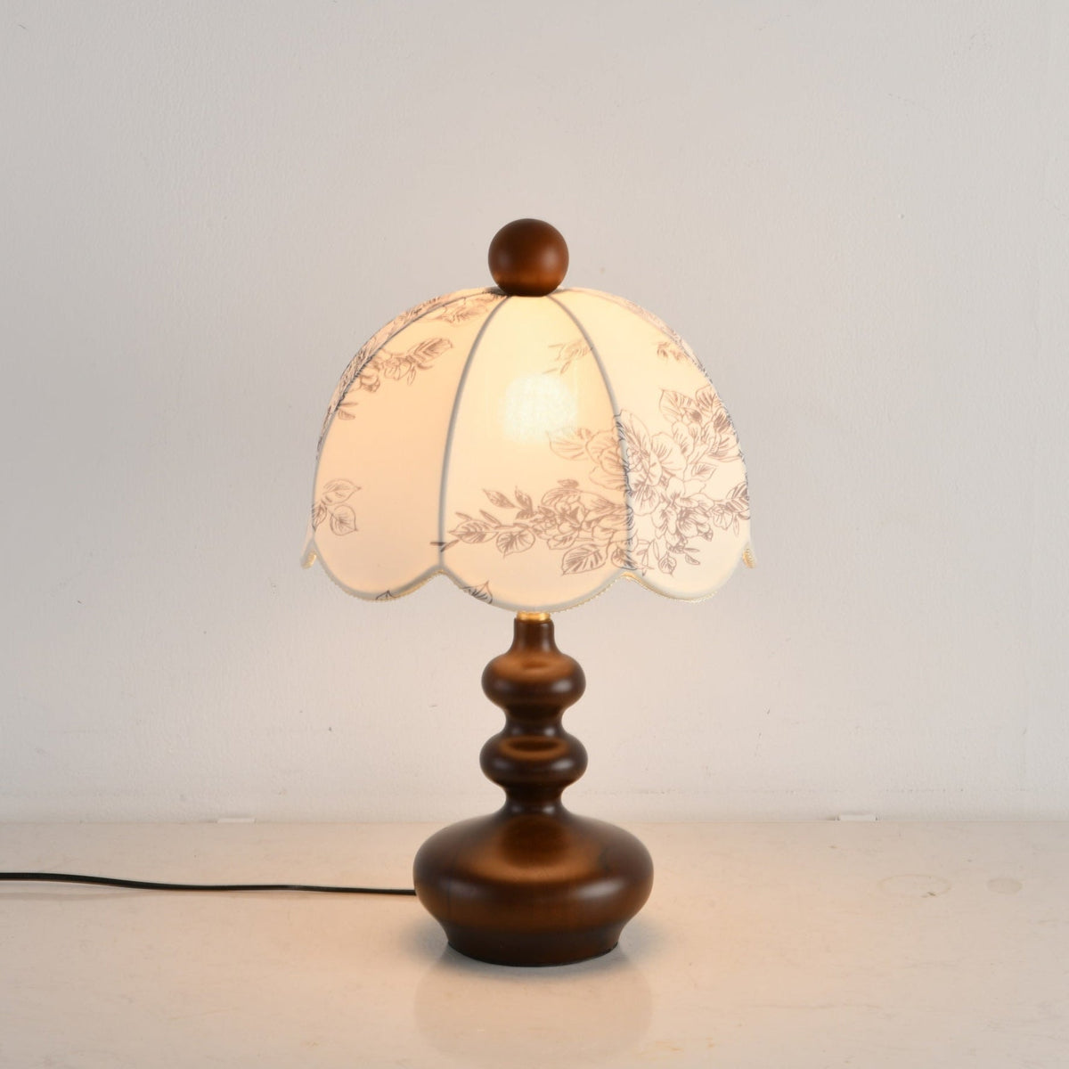 Clara Vintage Table Lamp-Neutral Decor