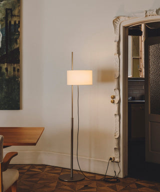 Nora Minimalist Floor Lamp-Neutral Decor