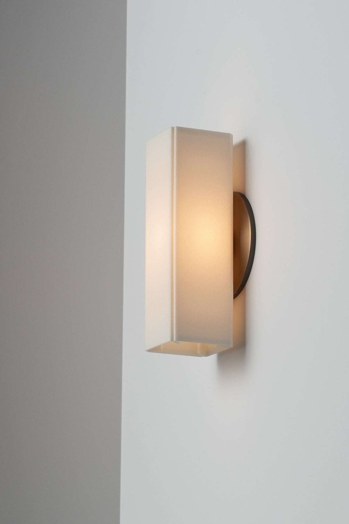 Celanne Applique Murale Moderne Minimaliste en Métal et Plastique