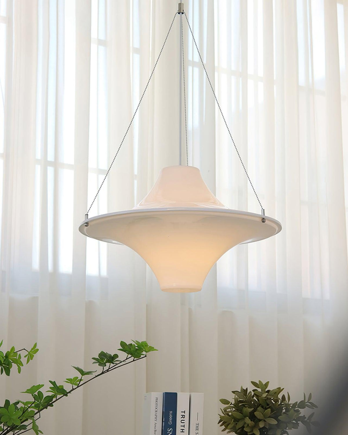 Kaleria Lampe suspendue en acrylique en forme d'OVNI pour salon contemporain