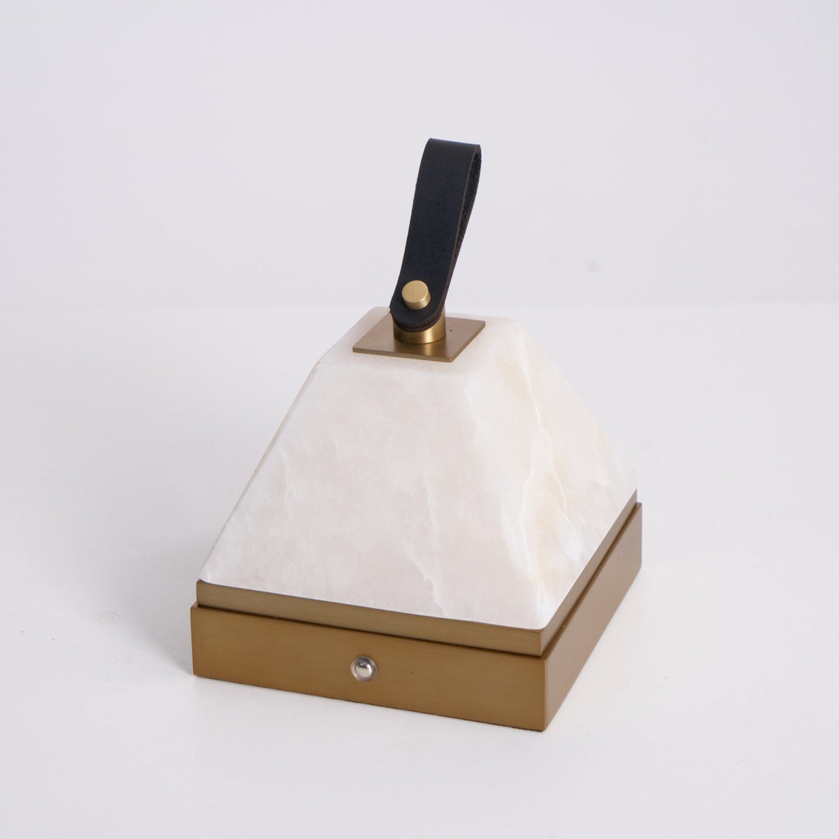 Pyramidale Alabaster Table Lamp with Leather Handle-Neutral Decor