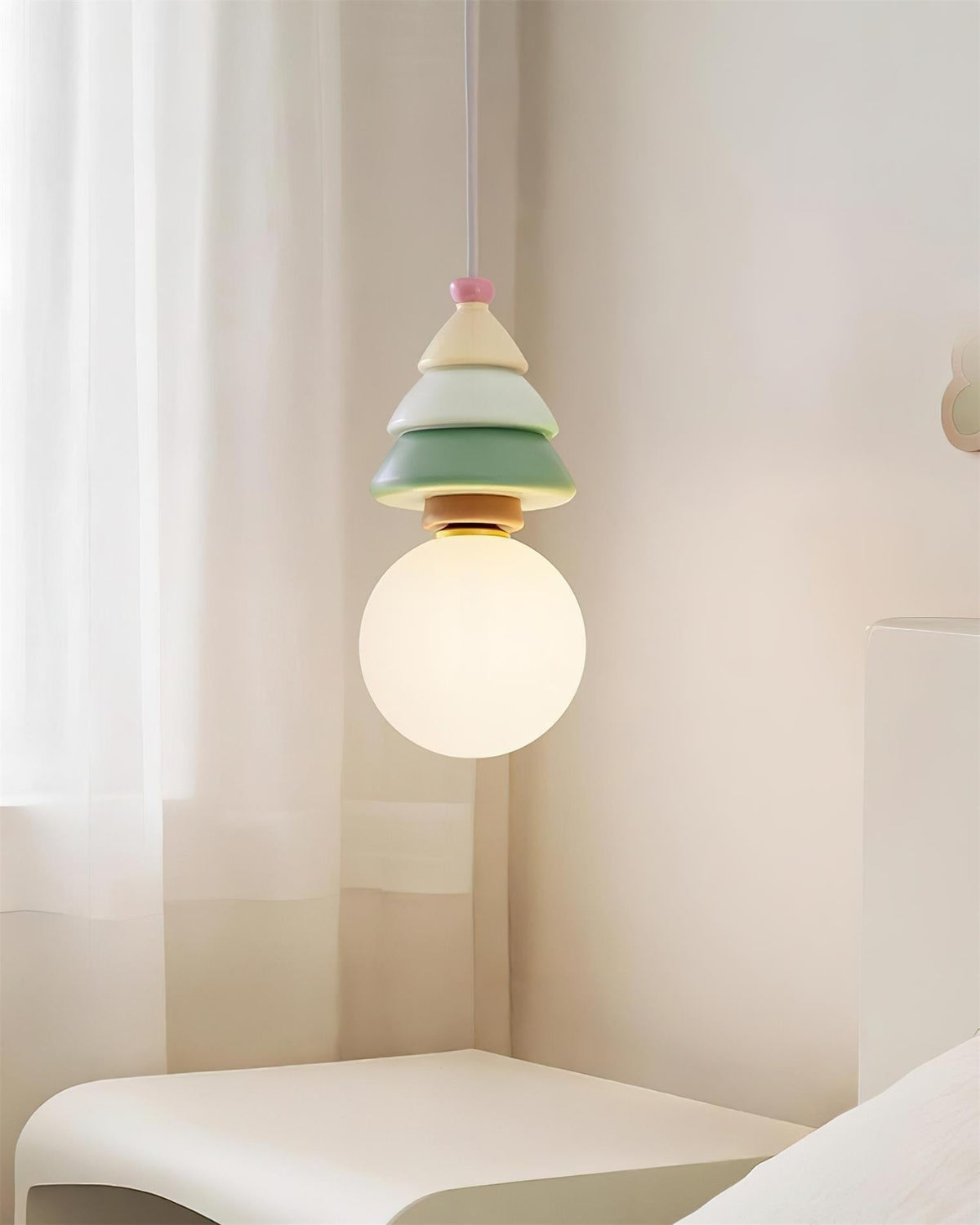 Riverise Suspension Globe