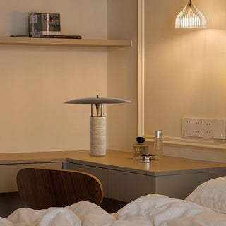 Eara Lampe de Table en Travertin à Pied Rond