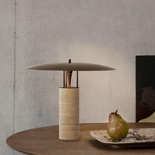 Eara Lampe de Table en Travertin à Pied Rond