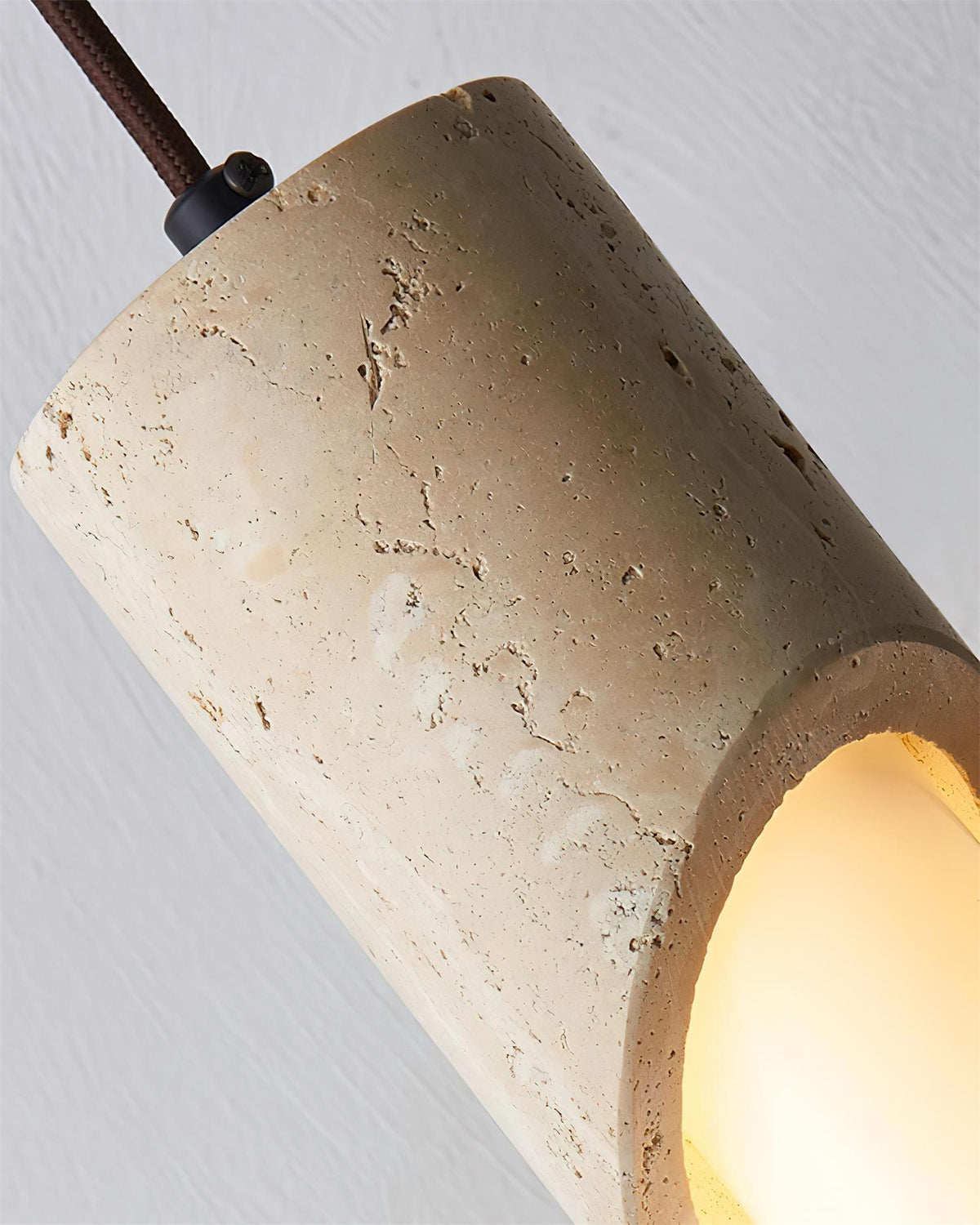 Reneise Suspension