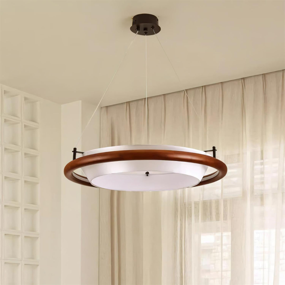 Minachel Lustre
