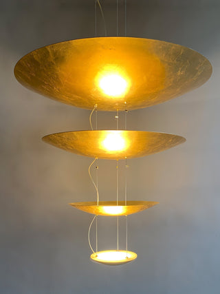 Zathaara Suspension Feuilles Or Étagées