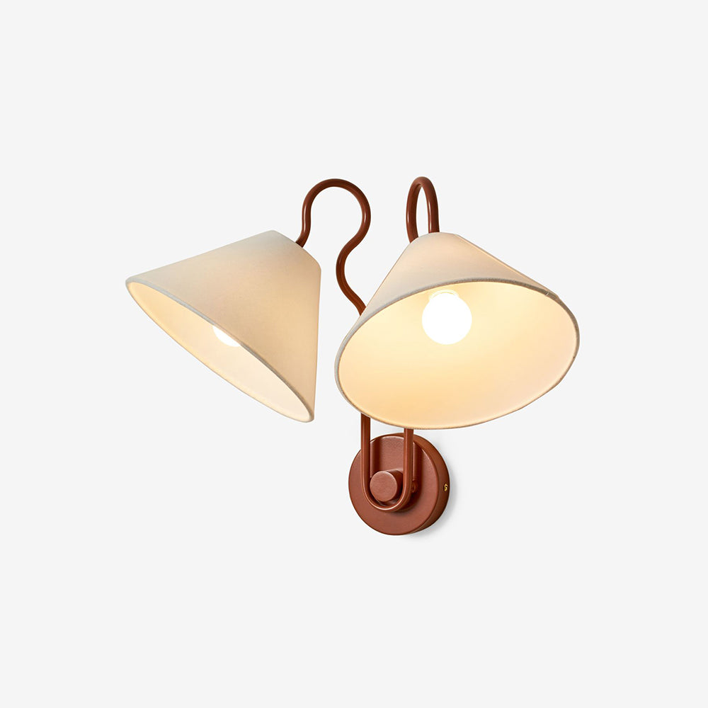 Walter Applique Murale Double avec Abat-Jours Coniques Blancs en Tissu
