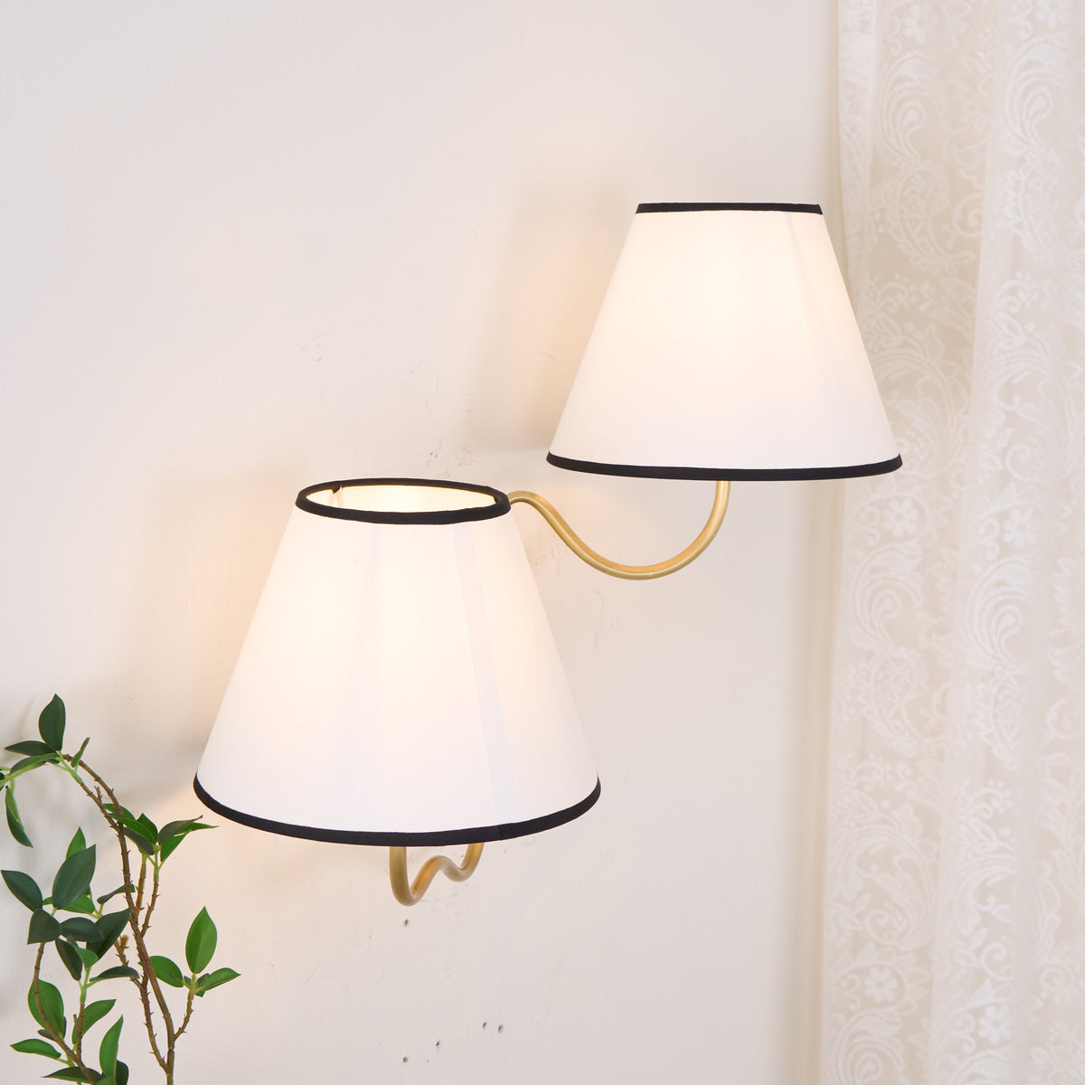 Evynor Applique Murale Laiton Tissu Industriel Vintage