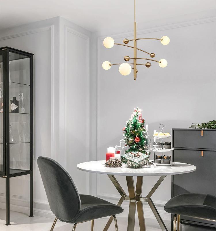 Levilia Lustre en Laiton avec Poutre Verticale et Globe