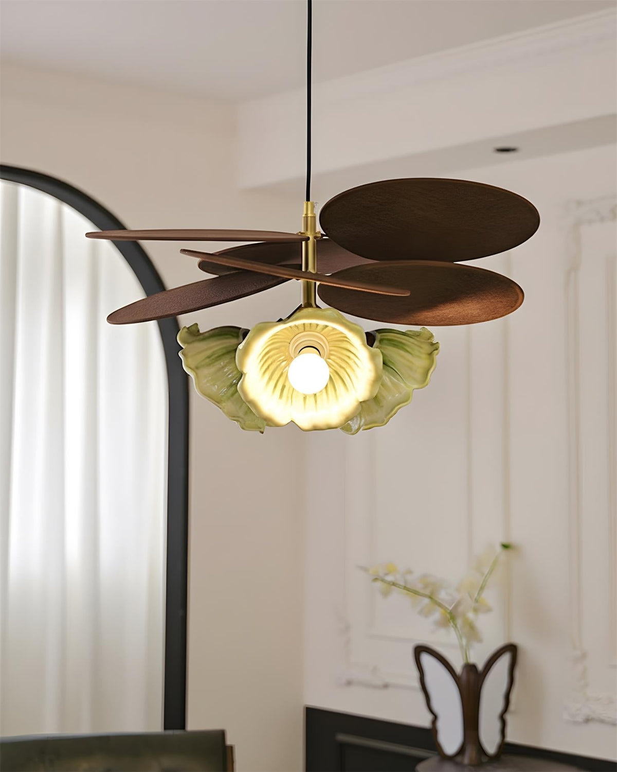 Mirivelia Suspension
