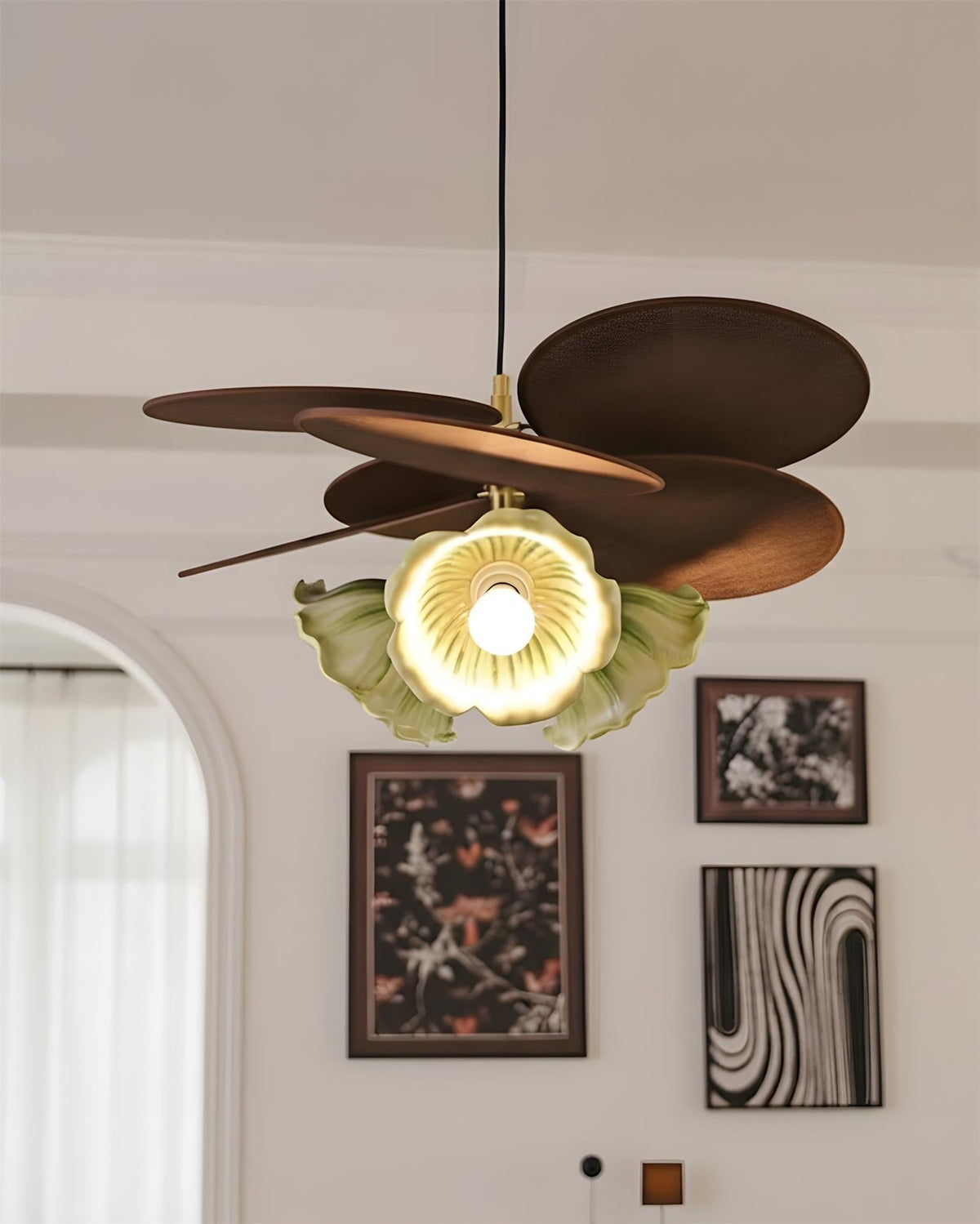 Mirivelia Suspension