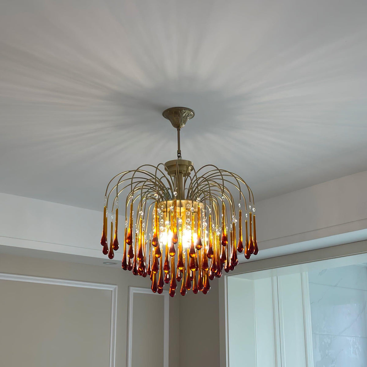 Arlora Lustre Bras Dorés et Cristal