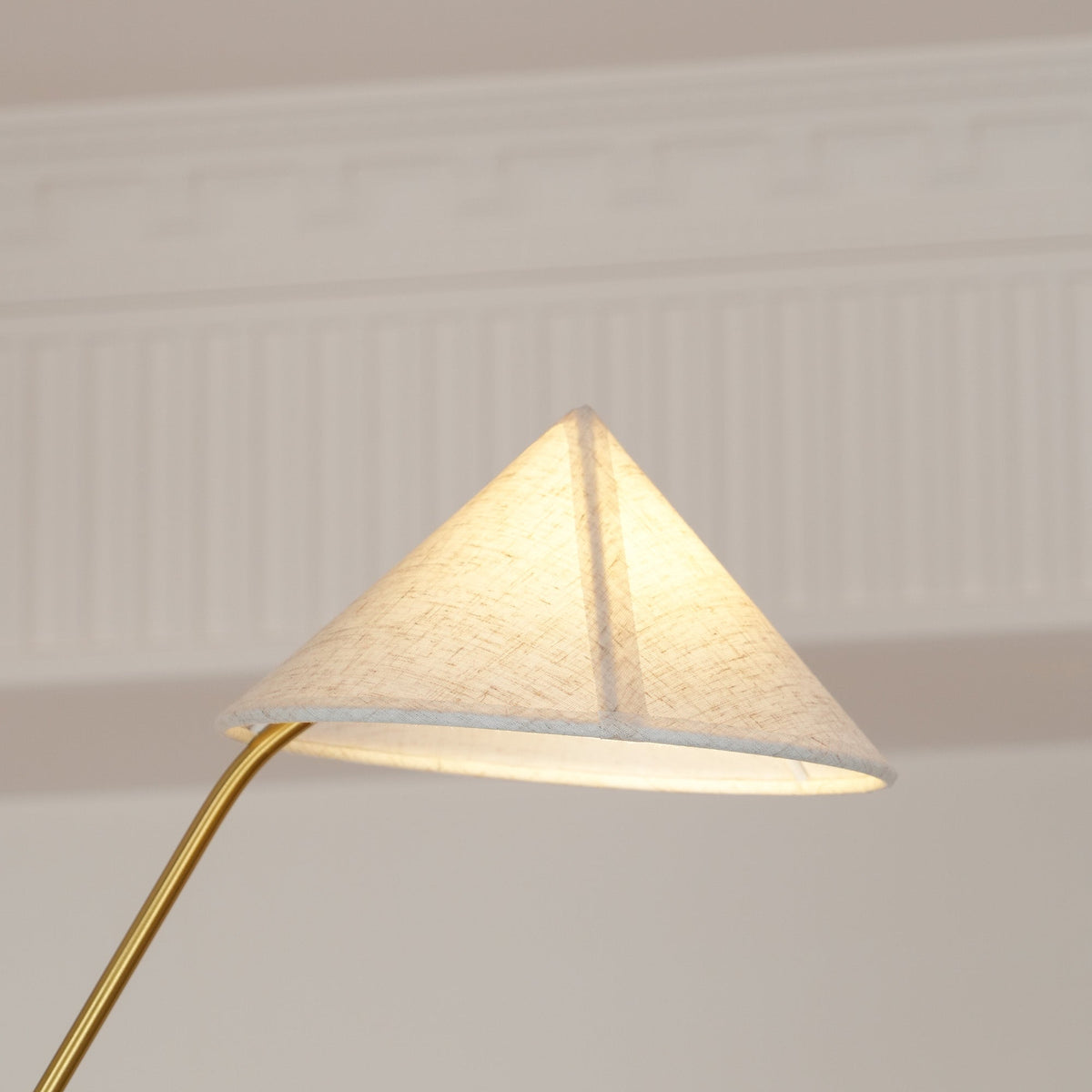 Valiora Lustre Laiton Courbé Beige