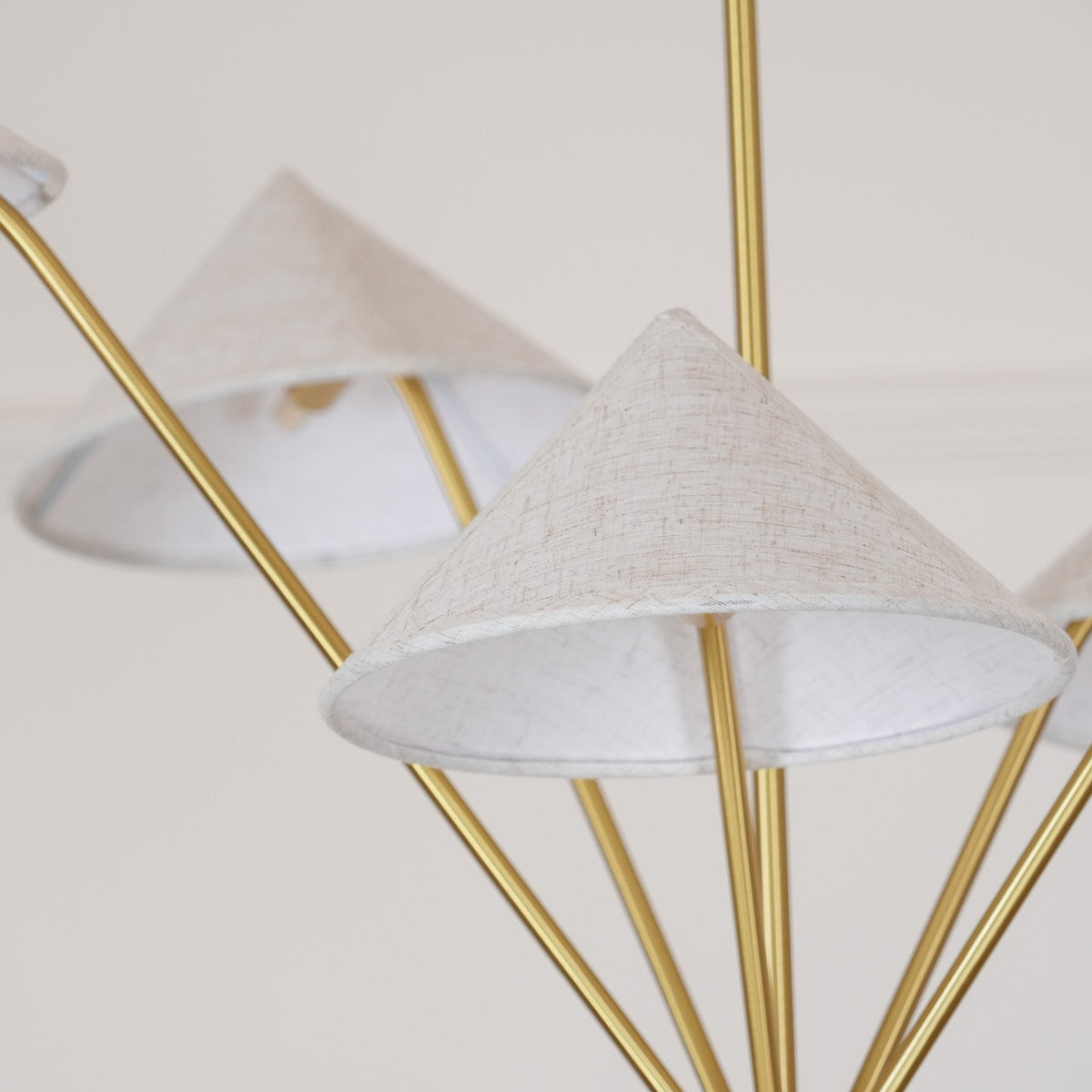 Valiora Lustre Laiton Courbé Beige