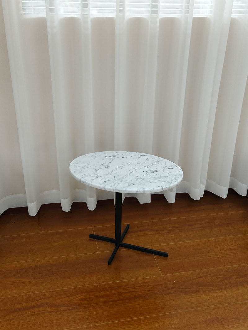 Tolvy Table d'Appoint Décorative