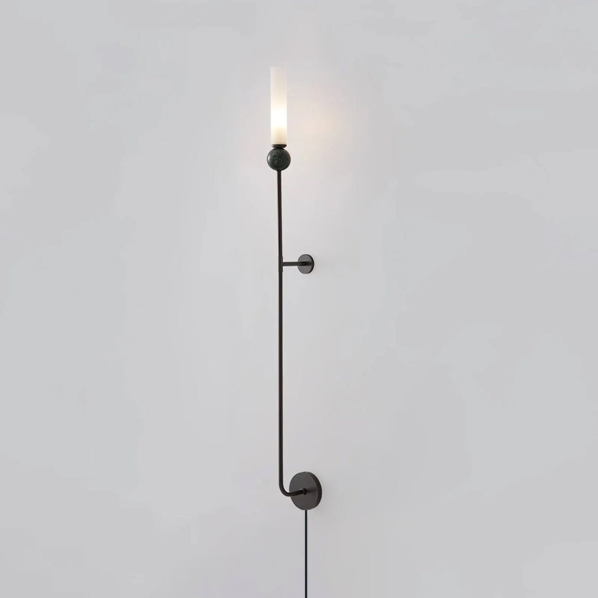 Marble Vertical Plug-in Wall Lamp-Neutral Decor