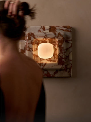 Ziv Applique Murale Carrée en Marbre à Couches
